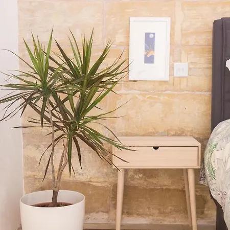 V86 - Luxury Boutique St Ursula Lejlighed