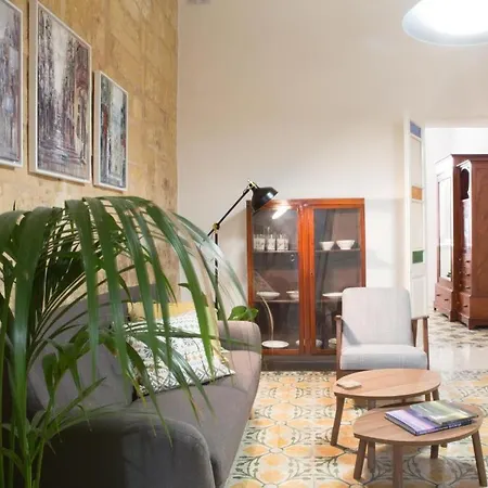 Apartment V86 - Luxury Boutique St Ursula