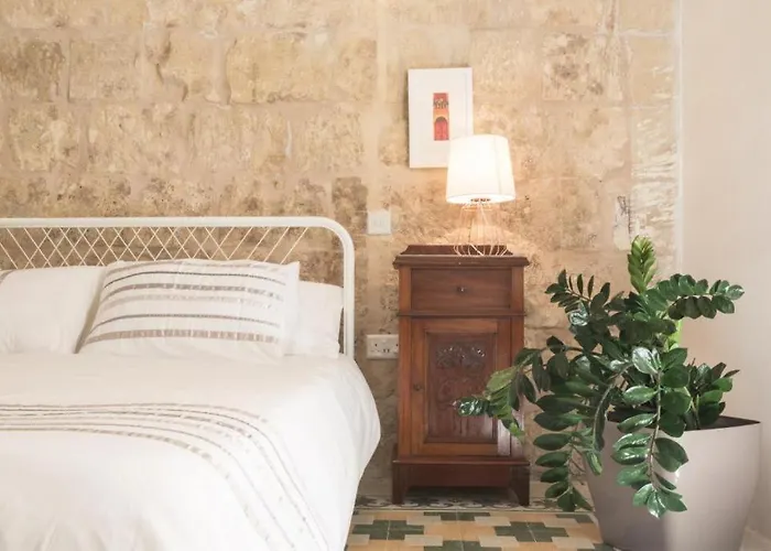 V86 - Luxury Boutique St Ursula Appartement