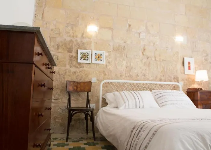 V86 - Luxury Boutique St Ursula *